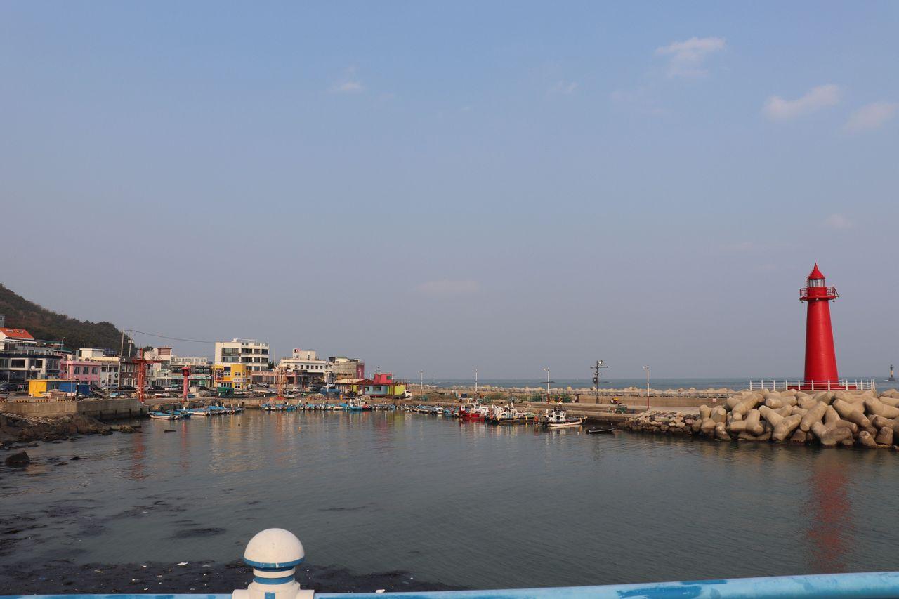 釜山青沙浦 青沙浦交通方式 雙胞胎 紅白燈塔